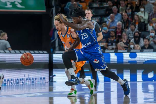 的策略更迭 的策略更迭