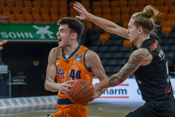 进攻火力强 进攻火力强