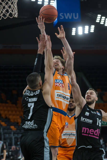 技术优势并 技术优势并