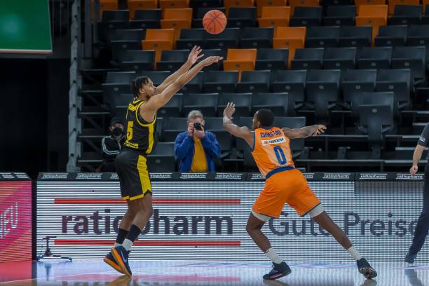 过挖掘和培 过挖掘和培